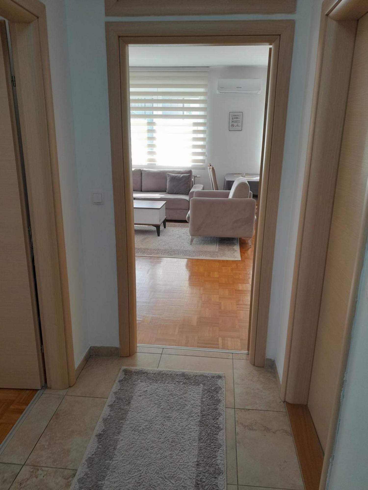 Gray Apartment 1 Приштина Екстер'єр фото